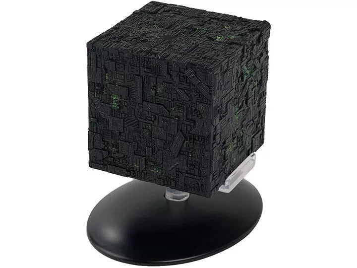 PADV1097 | BANK HOLIDAY BANGER! BOX DAMAGED EAGLEMOSS AUCTION PALLET | 589 OUT OF THIS WORLD ITEMS